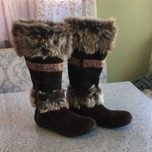 Rebels Mukluks Moccasins Boots